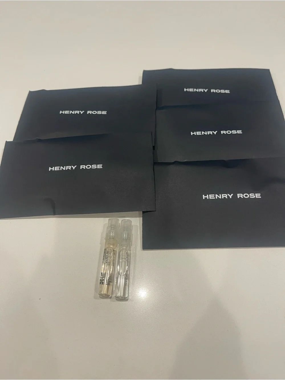 5 packs bundle Henry Rose perfume samples